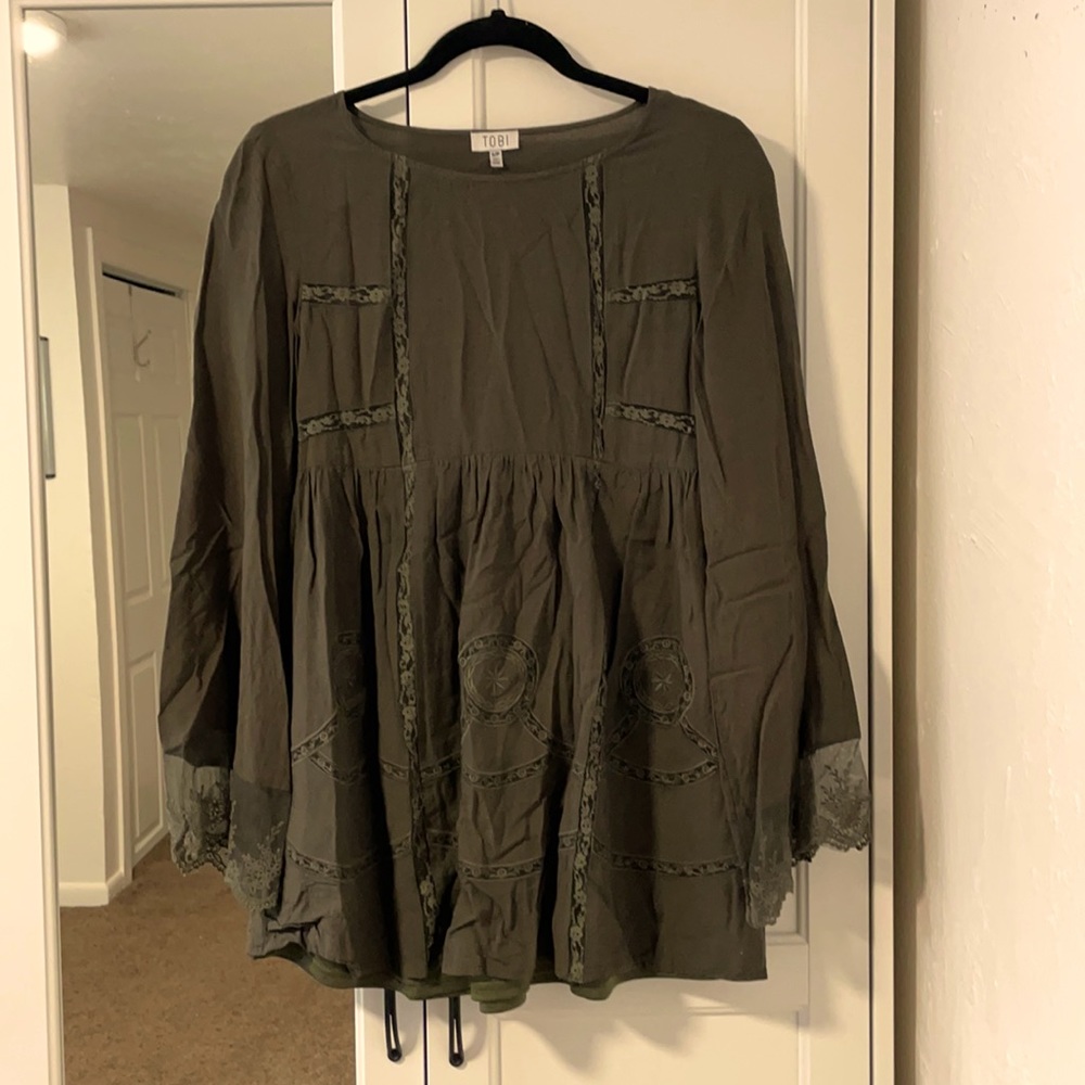 Tobi blouse- deep green